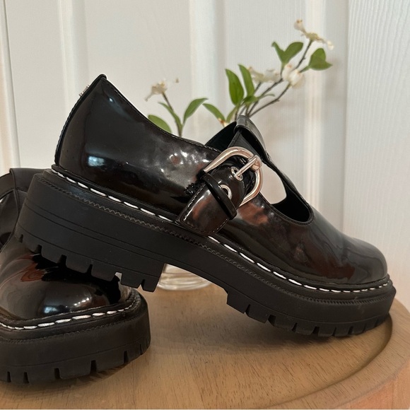 Circus by Sam Edelman Shoes - CIRCUS by SAM EDELMAN ~ Black Patent Leather Shoes w/white stitching size 7.5